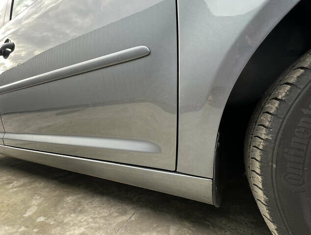 Серый Фольксваген Туран, объемом двигателя 1.6 л и пробегом 217 тыс. км за 8200 $, фото 31 на Automoto.ua