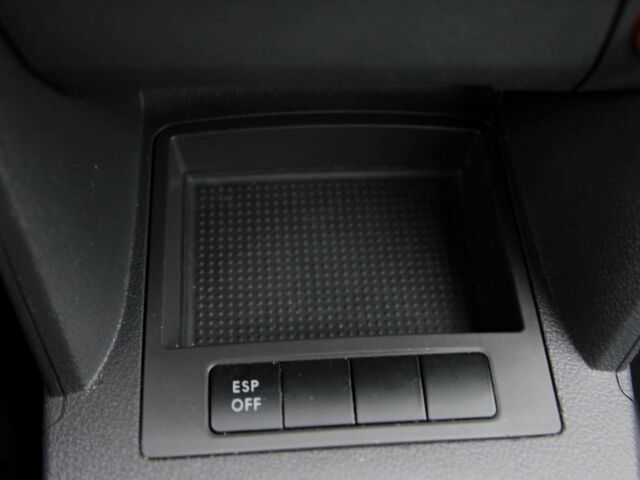 Серый Фольксваген Туран, объемом двигателя 1.6 л и пробегом 218 тыс. км за 8600 $, фото 18 на Automoto.ua