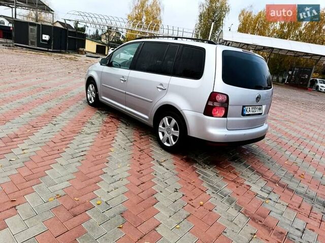 Сірий Фольксваген Туран, об'ємом двигуна 1.9 л та пробігом 285 тис. км за 7900 $, фото 8 на Automoto.ua