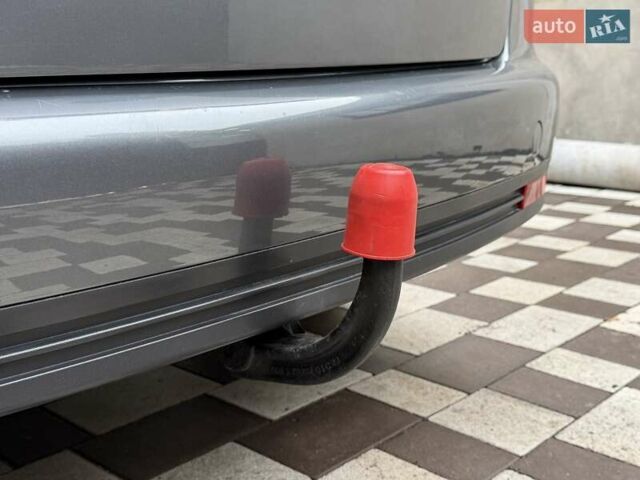 Серый Фольксваген Туран, объемом двигателя 1.6 л и пробегом 251 тыс. км за 6950 $, фото 14 на Automoto.ua