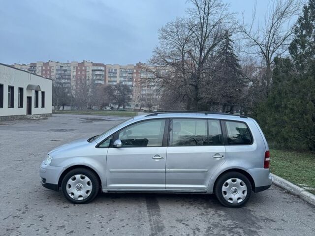 Серый Фольксваген Туран, объемом двигателя 1.9 л и пробегом 250 тыс. км за 3450 $, фото 8 на Automoto.ua