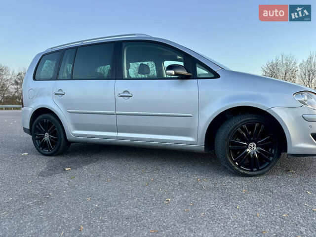 Сірий Фольксваген Туран, об'ємом двигуна 1.4 л та пробігом 248 тис. км за 7500 $, фото 13 на Automoto.ua