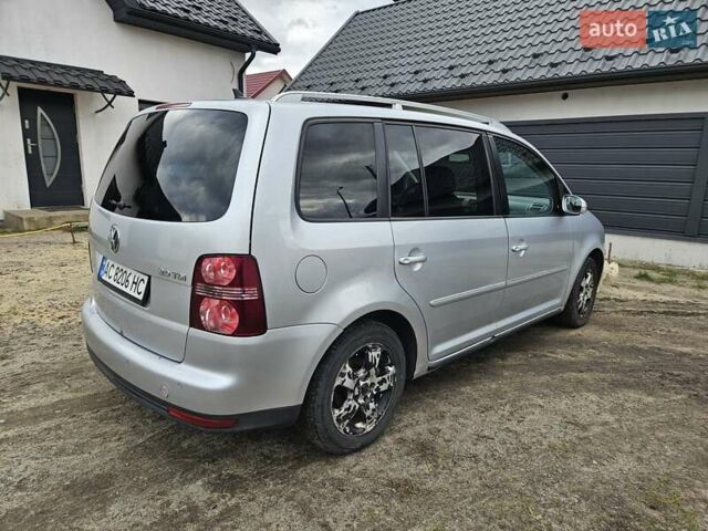 Сірий Фольксваген Туран, об'ємом двигуна 1.97 л та пробігом 315 тис. км за 7100 $, фото 3 на Automoto.ua