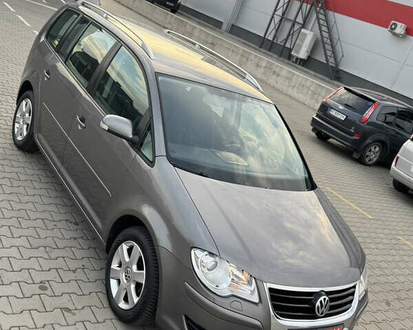 Серый Фольксваген Туран, объемом двигателя 1.4 л и пробегом 210 тыс. км за 5899 $, фото 47 на Automoto.ua