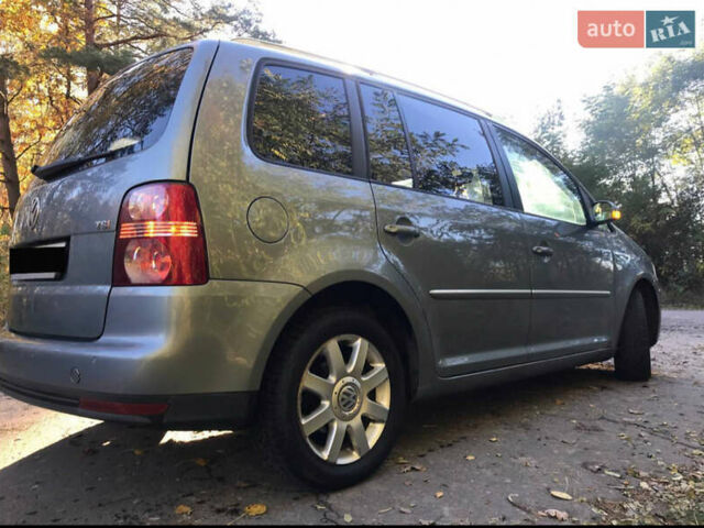 Серый Фольксваген Туран, объемом двигателя 1.4 л и пробегом 268 тыс. км за 6200 $, фото 17 на Automoto.ua