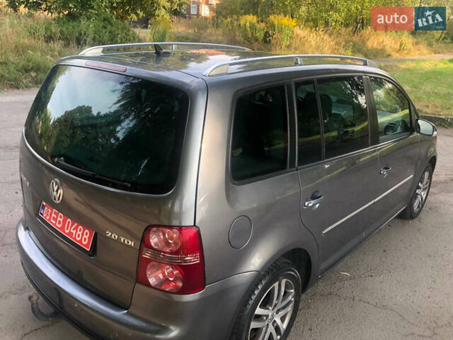 Сірий Фольксваген Туран, об'ємом двигуна 2 л та пробігом 254 тис. км за 6700 $, фото 19 на Automoto.ua
