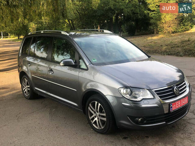 Сірий Фольксваген Туран, об'ємом двигуна 2 л та пробігом 254 тис. км за 6700 $, фото 15 на Automoto.ua