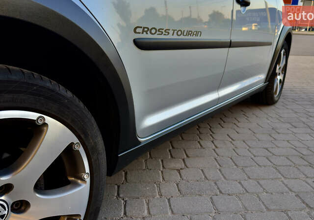 Сірий Фольксваген Туран, об'ємом двигуна 1.6 л та пробігом 218 тис. км за 8400 $, фото 12 на Automoto.ua