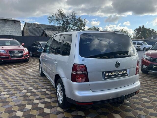 Сірий Фольксваген Туран, об'ємом двигуна 1.4 л та пробігом 220 тис. км за 8850 $, фото 5 на Automoto.ua