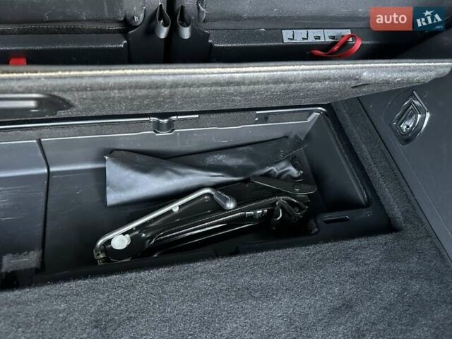 Серый Фольксваген Туран, объемом двигателя 1.4 л и пробегом 142 тыс. км за 8650 $, фото 96 на Automoto.ua