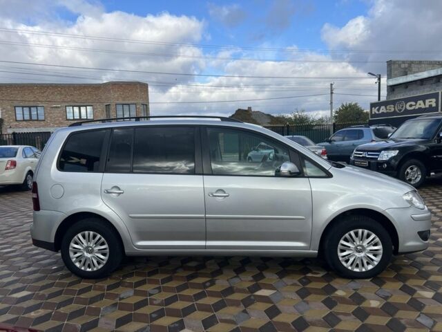 Сірий Фольксваген Туран, об'ємом двигуна 1.4 л та пробігом 220 тис. км за 8850 $, фото 2 на Automoto.ua