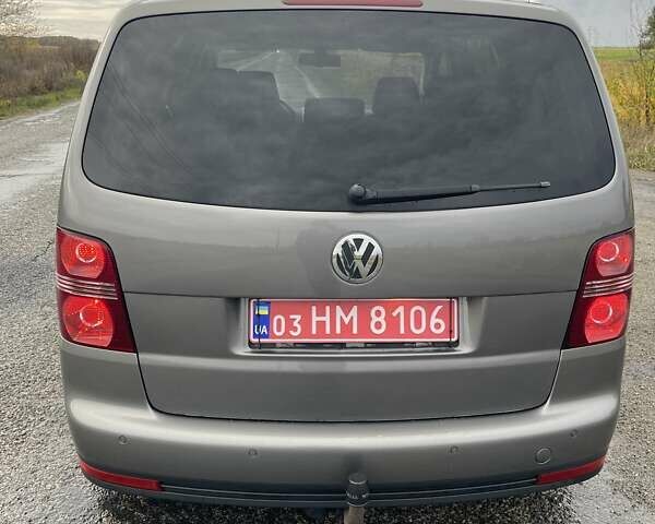 Сірий Фольксваген Туран, об'ємом двигуна 1.4 л та пробігом 205 тис. км за 6950 $, фото 8 на Automoto.ua