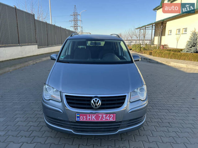 Серый Фольксваген Туран, объемом двигателя 1.4 л и пробегом 188 тыс. км за 6000 $, фото 29 на Automoto.ua
