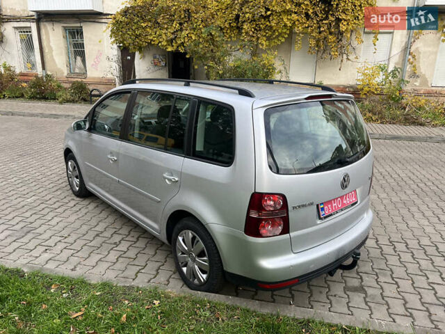 Сірий Фольксваген Туран, об'ємом двигуна 1.4 л та пробігом 193 тис. км за 6500 $, фото 4 на Automoto.ua
