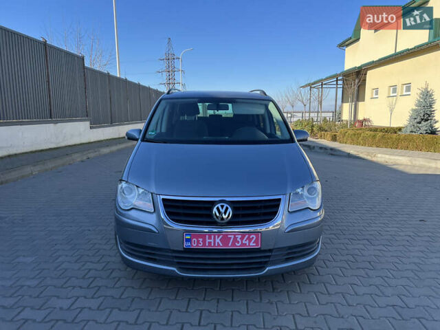 Серый Фольксваген Туран, объемом двигателя 1.4 л и пробегом 188 тыс. км за 6000 $, фото 23 на Automoto.ua