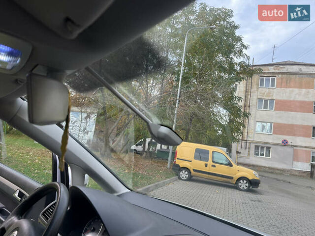 Сірий Фольксваген Туран, об'ємом двигуна 1.4 л та пробігом 193 тис. км за 6500 $, фото 52 на Automoto.ua