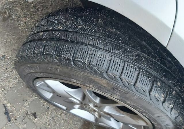 Сірий Фольксваген Туран, об'ємом двигуна 14 л та пробігом 299 тис. км за 7000 $, фото 4 на Automoto.ua