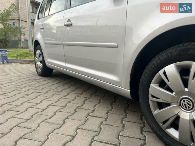 Сірий Фольксваген Туран, об'ємом двигуна 1.4 л та пробігом 193 тис. км за 6500 $, фото 33 на Automoto.ua