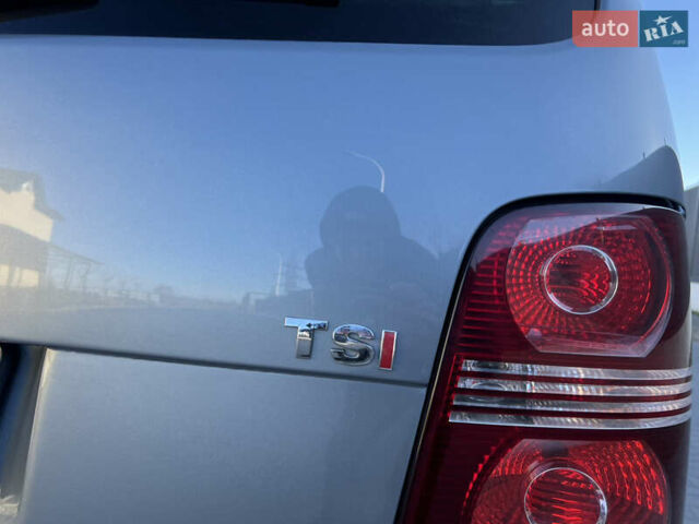 Серый Фольксваген Туран, объемом двигателя 1.4 л и пробегом 188 тыс. км за 6000 $, фото 27 на Automoto.ua