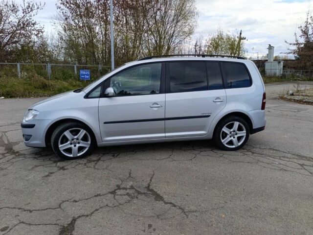 Сірий Фольксваген Туран, об'ємом двигуна 1.4 л та пробігом 227 тис. км за 5999 $, фото 5 на Automoto.ua