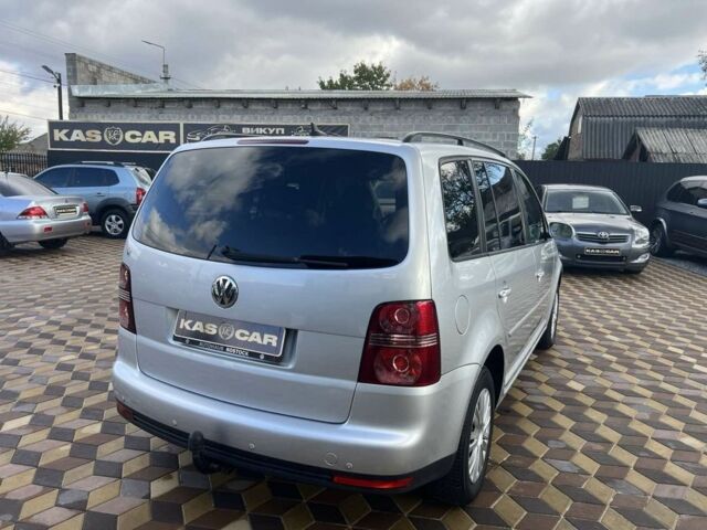 Сірий Фольксваген Туран, об'ємом двигуна 1.4 л та пробігом 220 тис. км за 8850 $, фото 4 на Automoto.ua