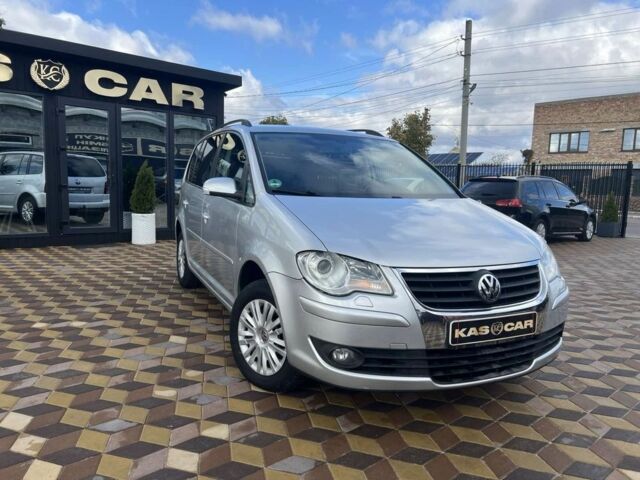 Сірий Фольксваген Туран, об'ємом двигуна 1.4 л та пробігом 220 тис. км за 8850 $, фото 6 на Automoto.ua