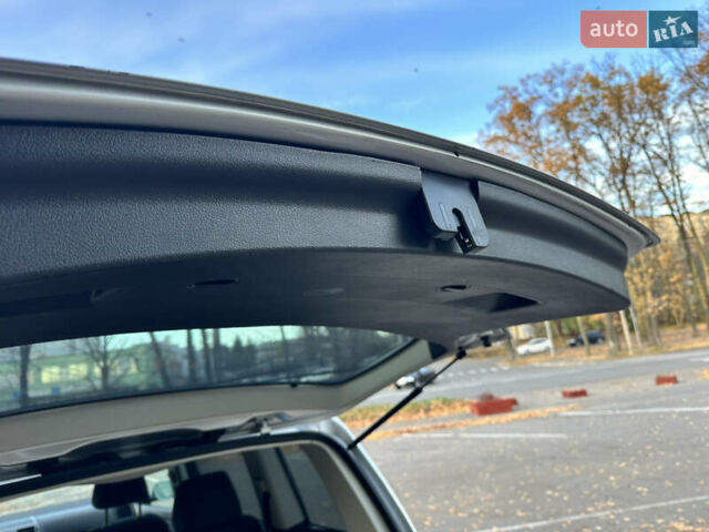 Сірий Фольксваген Туран, об'ємом двигуна 1.6 л та пробігом 196 тис. км за 8199 $, фото 33 на Automoto.ua