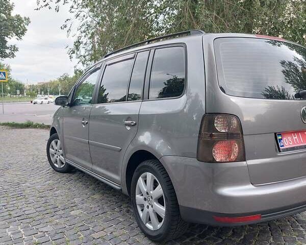 Сірий Фольксваген Туран, об'ємом двигуна 1.4 л та пробігом 232 тис. км за 7000 $, фото 12 на Automoto.ua