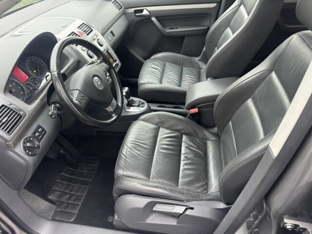 Серый Фольксваген Туран, объемом двигателя 1.4 л и пробегом 223 тыс. км за 8450 $, фото 7 на Automoto.ua