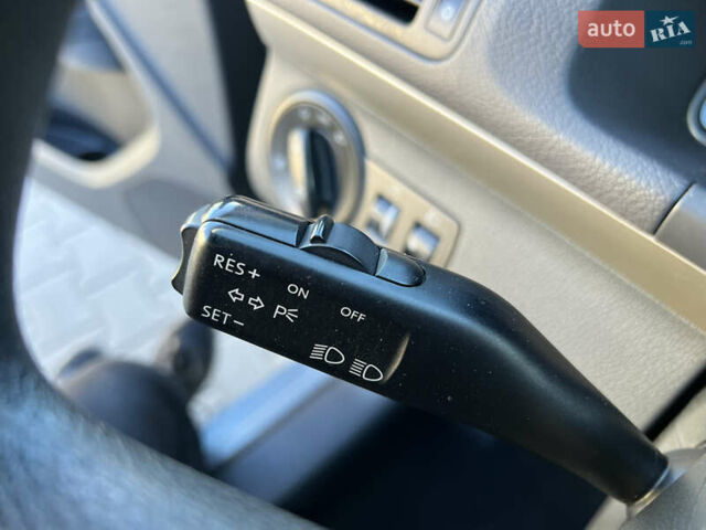 Серый Фольксваген Туран, объемом двигателя 1.4 л и пробегом 188 тыс. км за 6000 $, фото 64 на Automoto.ua