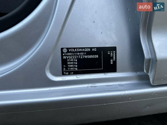 Серый Фольксваген Туран, объемом двигателя 1.6 л и пробегом 211 тыс. км за 7450 $, фото 52 на Automoto.ua