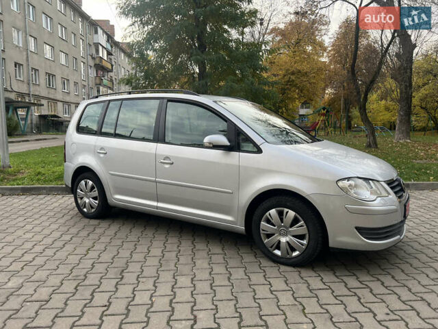 Сірий Фольксваген Туран, об'ємом двигуна 1.4 л та пробігом 193 тис. км за 6500 $, фото 27 на Automoto.ua