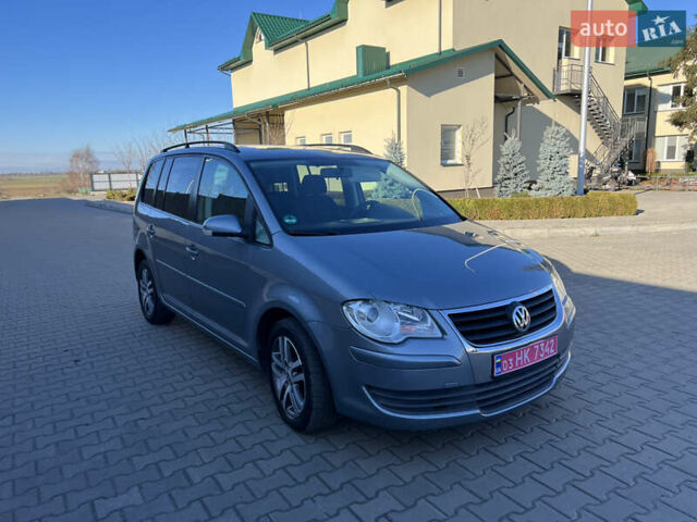 Серый Фольксваген Туран, объемом двигателя 1.4 л и пробегом 188 тыс. км за 6000 $, фото 24 на Automoto.ua