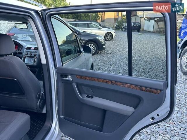 Серый Фольксваген Туран, объемом двигателя 1.4 л и пробегом 142 тыс. км за 8650 $, фото 71 на Automoto.ua