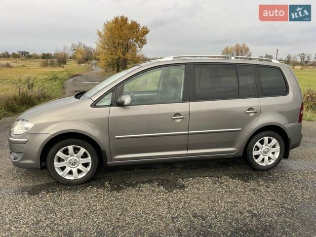 Сірий Фольксваген Туран, об'ємом двигуна 1.4 л та пробігом 205 тис. км за 6950 $, фото 9 на Automoto.ua