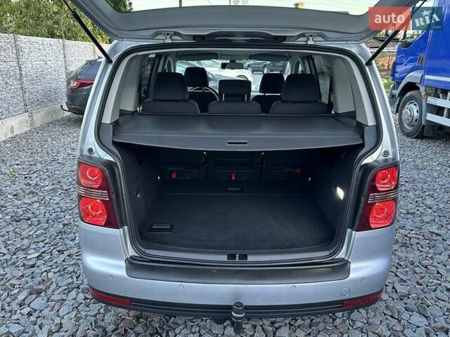 Серый Фольксваген Туран, объемом двигателя 1.4 л и пробегом 142 тыс. км за 8650 $, фото 90 на Automoto.ua