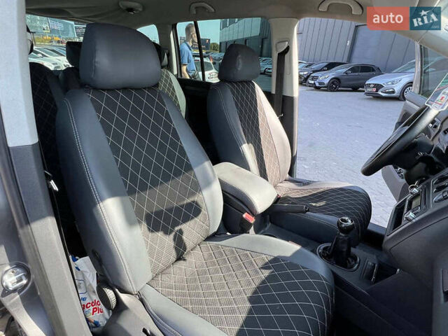 Сірий Фольксваген Туран, об'ємом двигуна 1.6 л та пробігом 254 тис. км за 7590 $, фото 33 на Automoto.ua