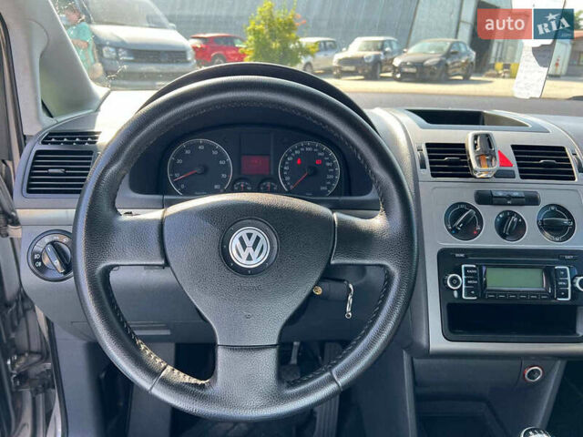 Сірий Фольксваген Туран, об'ємом двигуна 1.6 л та пробігом 254 тис. км за 7590 $, фото 19 на Automoto.ua