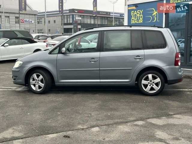 Серый Фольксваген Туран, объемом двигателя 1.39 л и пробегом 263 тыс. км за 6290 $, фото 7 на Automoto.ua