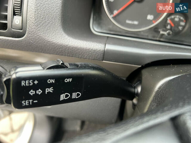 Сірий Фольксваген Туран, об'ємом двигуна 1.4 л та пробігом 193 тис. км за 6500 $, фото 49 на Automoto.ua