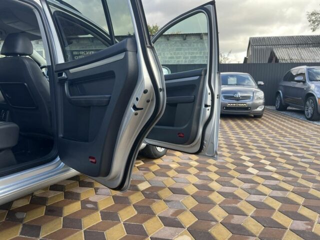 Сірий Фольксваген Туран, об'ємом двигуна 1.4 л та пробігом 220 тис. км за 8850 $, фото 13 на Automoto.ua