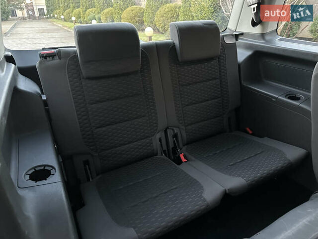 Сірий Фольксваген Туран, об'ємом двигуна 1.6 л та пробігом 211 тис. км за 7350 $, фото 31 на Automoto.ua