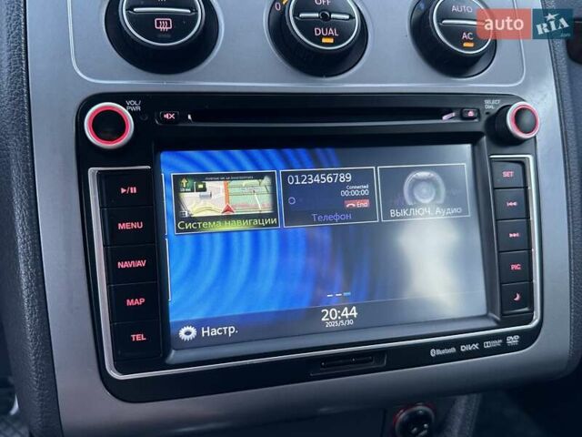 Серый Фольксваген Туран, объемом двигателя 1.4 л и пробегом 142 тыс. км за 8650 $, фото 104 на Automoto.ua