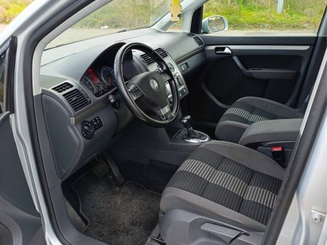 Сірий Фольксваген Туран, об'ємом двигуна 1.4 л та пробігом 227 тис. км за 5999 $, фото 8 на Automoto.ua