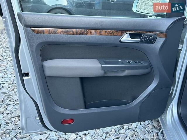 Серый Фольксваген Туран, объемом двигателя 1.4 л и пробегом 142 тыс. км за 8650 $, фото 37 на Automoto.ua