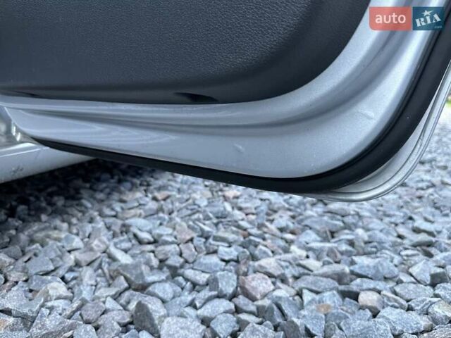 Серый Фольксваген Туран, объемом двигателя 1.4 л и пробегом 142 тыс. км за 8650 $, фото 72 на Automoto.ua