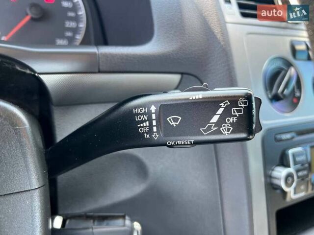 Сірий Фольксваген Туран, об'ємом двигуна 1.6 л та пробігом 254 тис. км за 7590 $, фото 20 на Automoto.ua