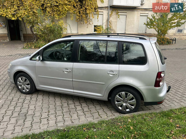 Сірий Фольксваген Туран, об'ємом двигуна 1.4 л та пробігом 193 тис. км за 6500 $, фото 38 на Automoto.ua