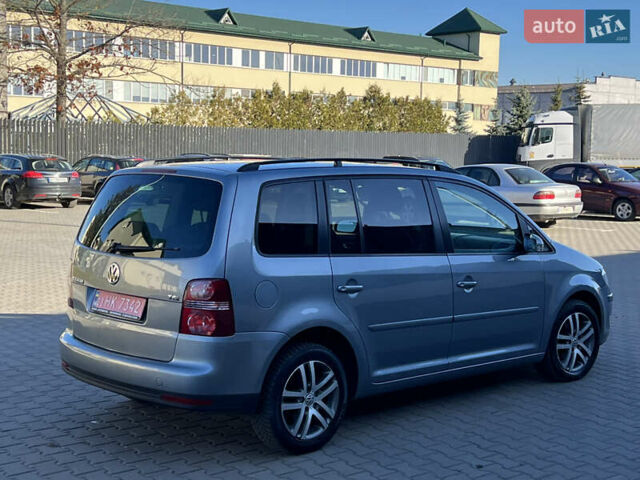 Серый Фольксваген Туран, объемом двигателя 1.4 л и пробегом 188 тыс. км за 6000 $, фото 11 на Automoto.ua