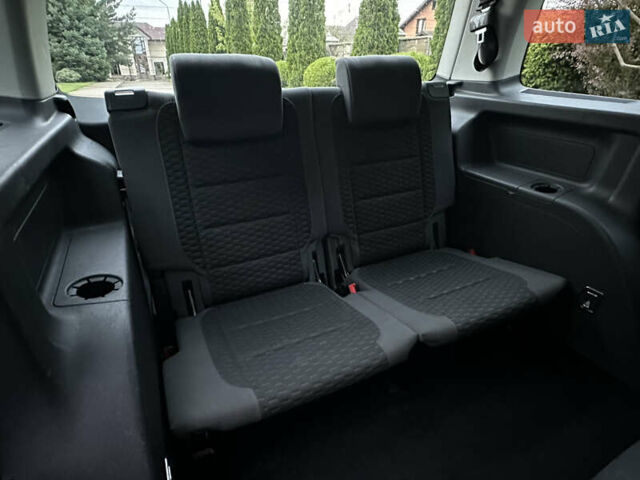 Серый Фольксваген Туран, объемом двигателя 1.6 л и пробегом 211 тыс. км за 7450 $, фото 35 на Automoto.ua